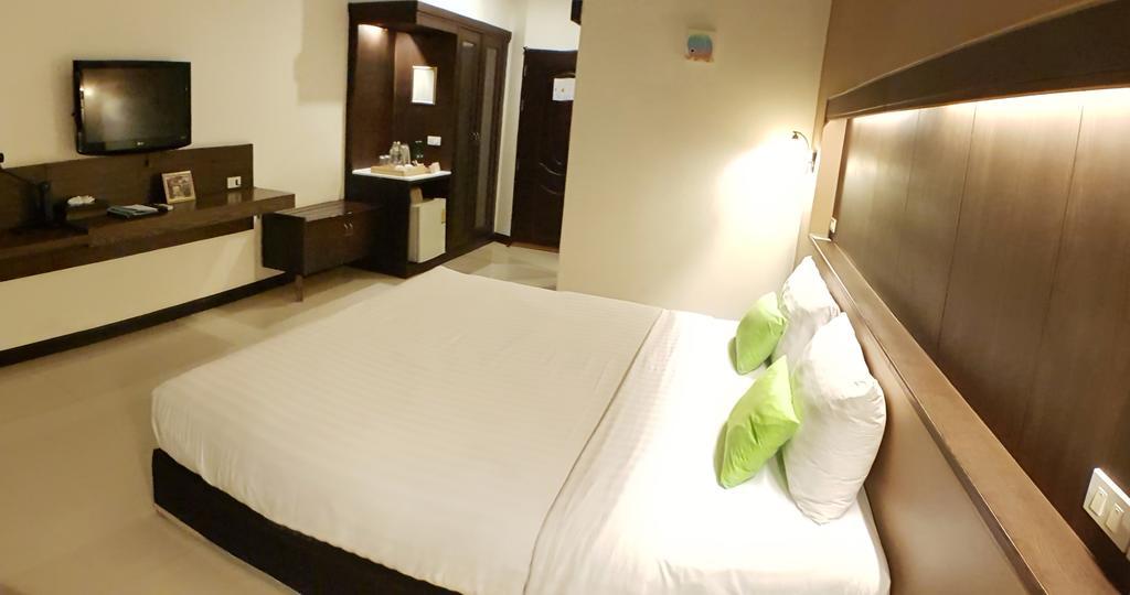 Major Grand Hotel Chum Phae Zewnętrze zdjęcie